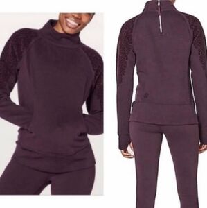 Lululemon Floral Flock Pullover Velvet Sweatshirt Black Cherry, Size 4, W3AXQS